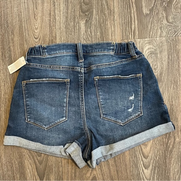 Jean Shorts - Picture 2 of 2